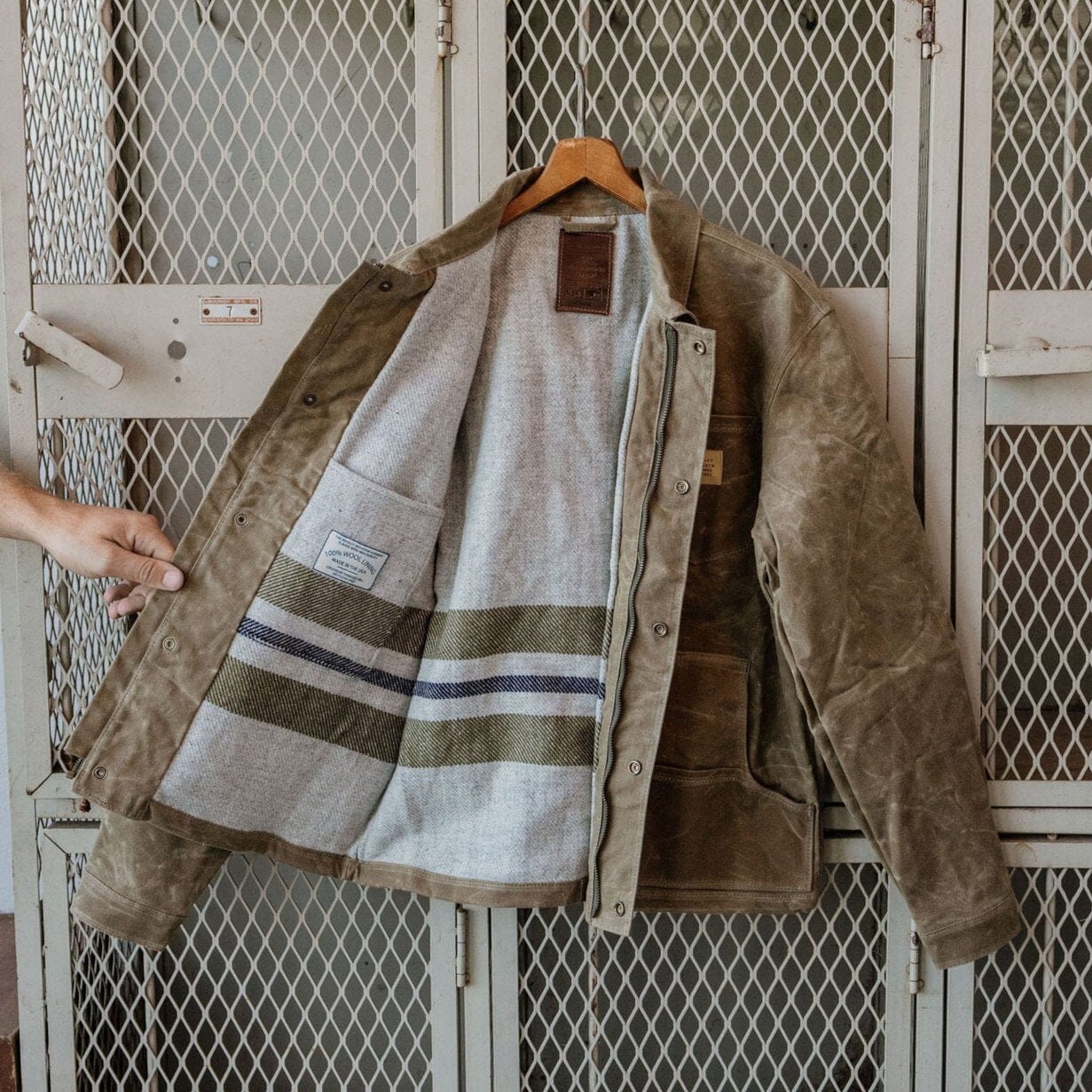 Cabin Jacket w/ Zipper - Field Tan